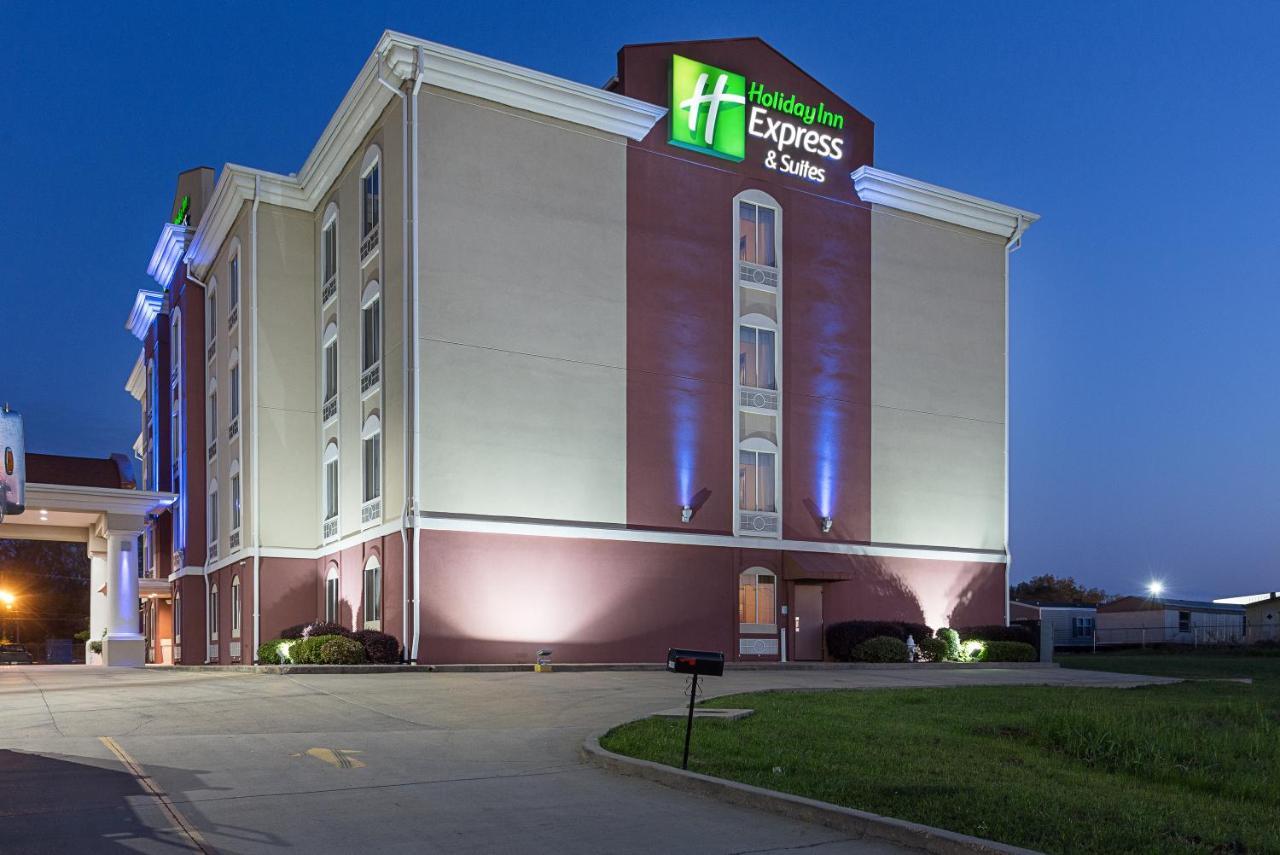 Holiday Inn Express Hotel & Suites Byram By Ihg Buitenkant foto