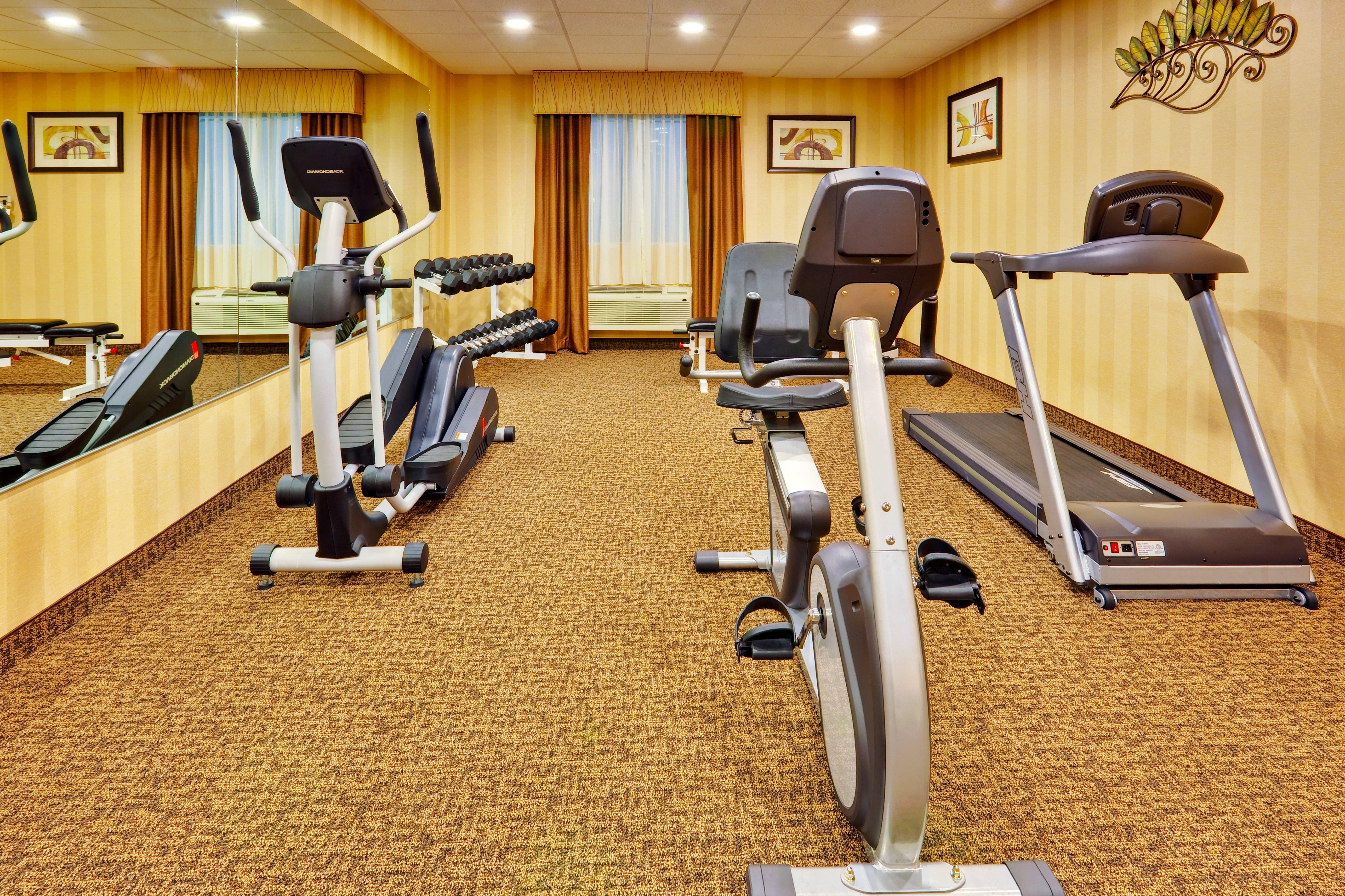 Holiday Inn Express Hotel & Suites Byram By Ihg Buitenkant foto